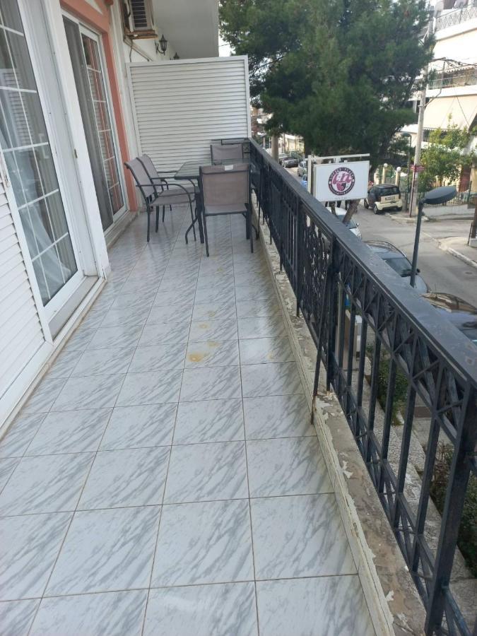 Harma Cozy Apartment Atenas Exterior foto