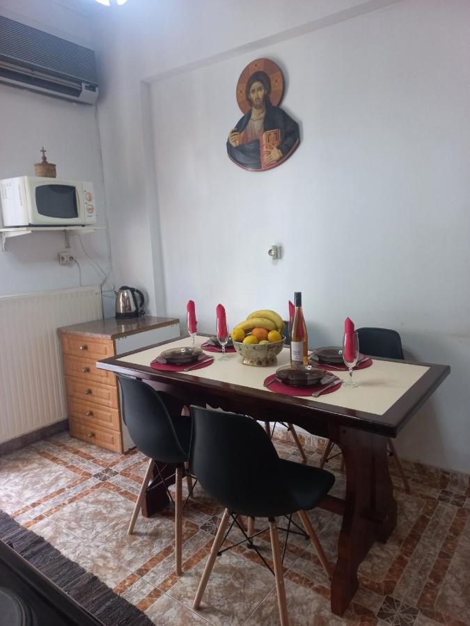 Harma Cozy Apartment Atenas Exterior foto